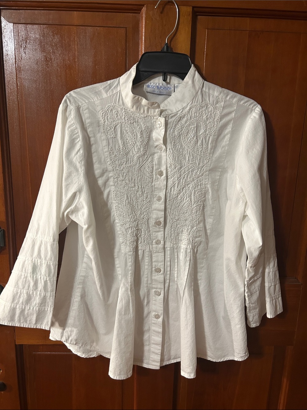 Women's White Embroidered Button-Front Shirt with Stand Collar